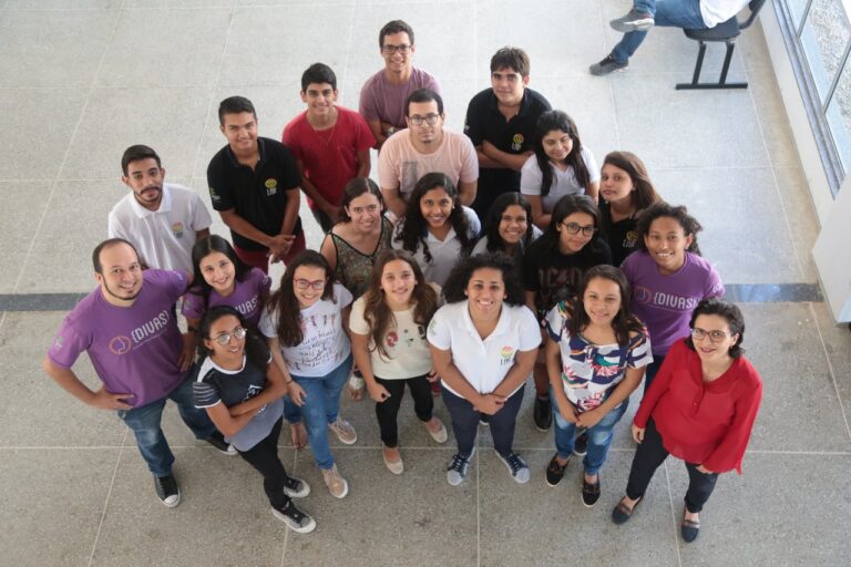 DIVAS - DesenvolvImento de ações socioeducativas para inclusão, desmistificação e empoderamento da mulher em tecnologias da informação e comunicação (5)