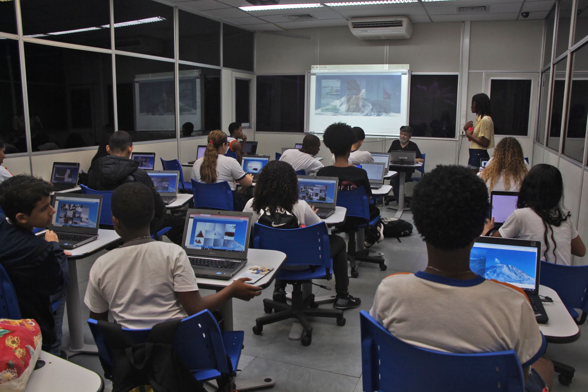 SupyGirls - Empoderamento Feminino Através das Tecnologias (2)